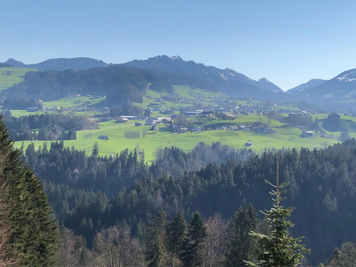 Ferienwohnung am Waldrand von Egg /Bregenzer Wald Exterior foto
